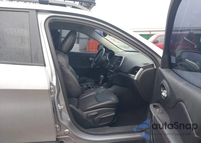 1C4PJMBS7GW115929: 43301882