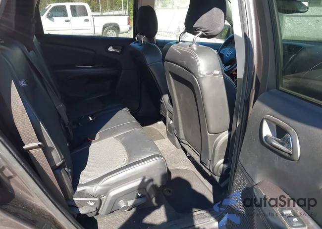 3C4PDCGB9HT677476: 43301924