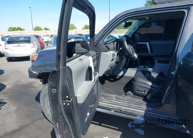 JTEBU5JR2B5046714: 43302064