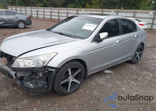 1HGCP36878A034533: 43302132