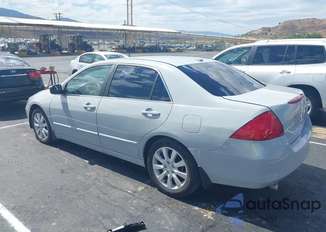 1HGCM66526A075584: 43301497