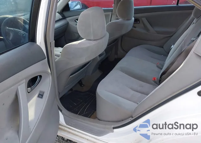 4T1BF3EK1AU519258: 43301611