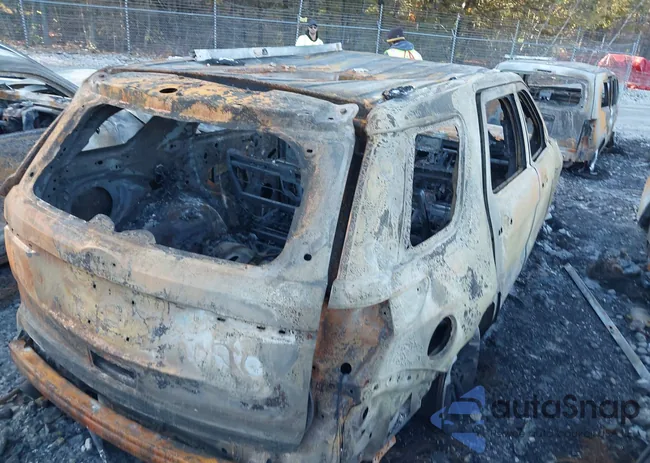 1FMHK8D85BGA39152: 43301683