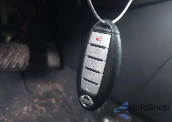 1N4AL3APXEC152730: 43301753