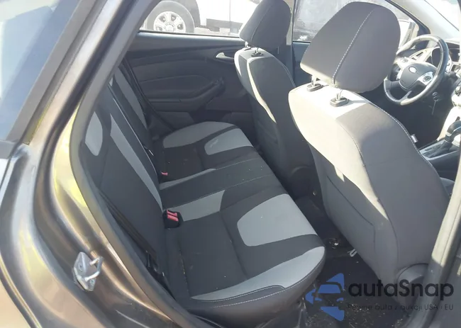 1FADP3F28EL172831: 43302791