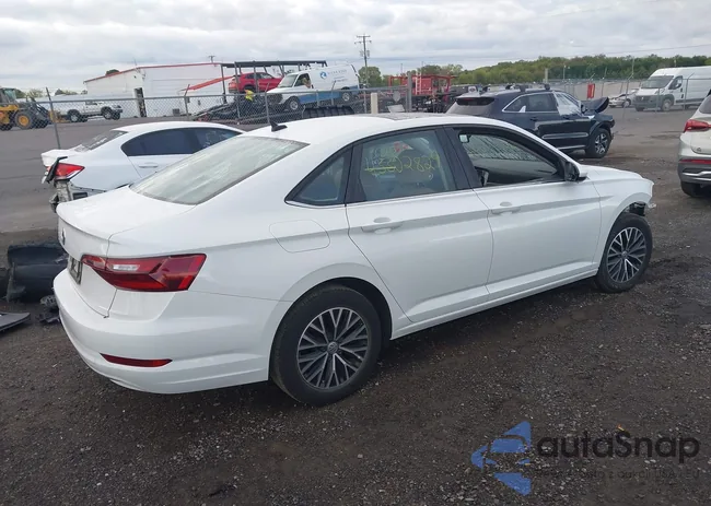 3VWC57BU5LM093586: 43302829