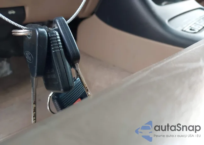 1FMZU35P4XZA12866: 43302830