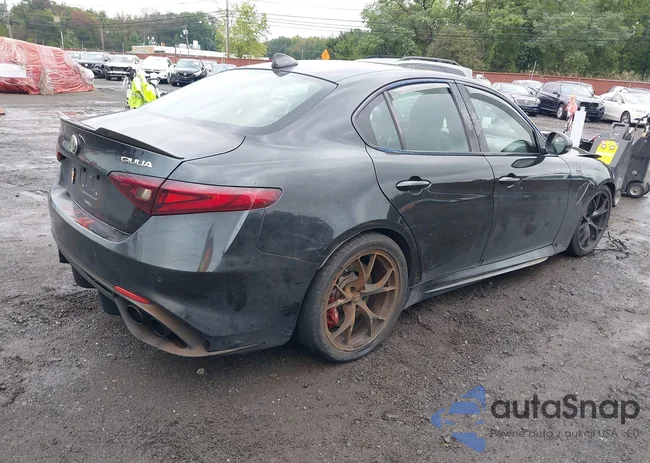 ZARFAEAV3H7532849: 43302866