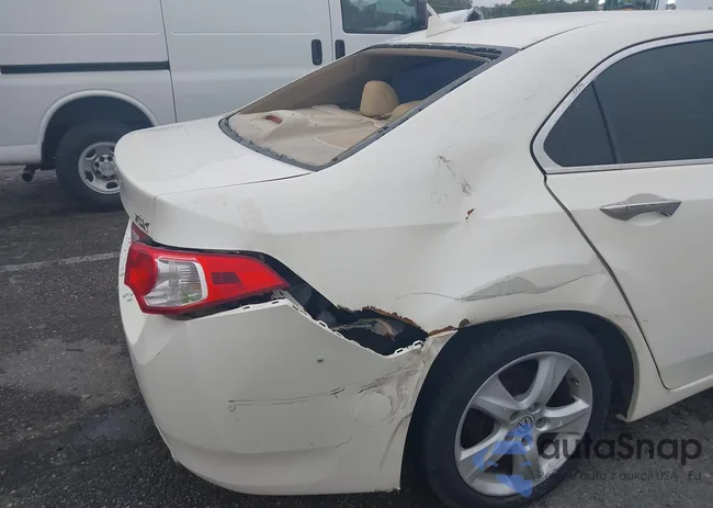 JH4CU2F65AC042638: 43302888