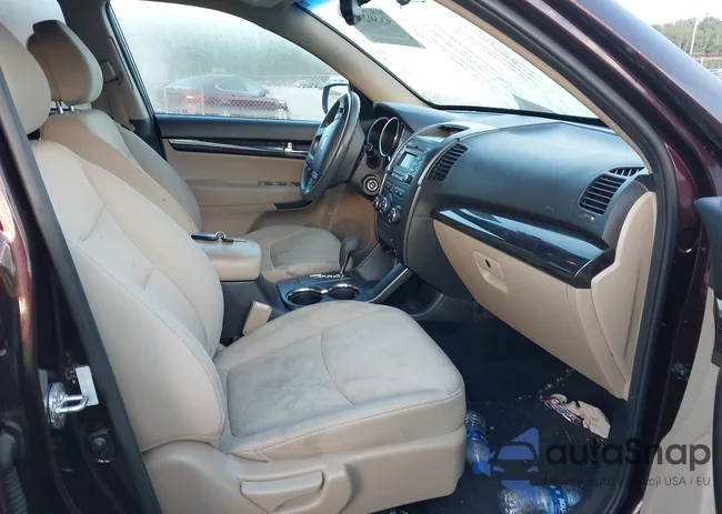 5XYKT3A11BG131749: 43302903