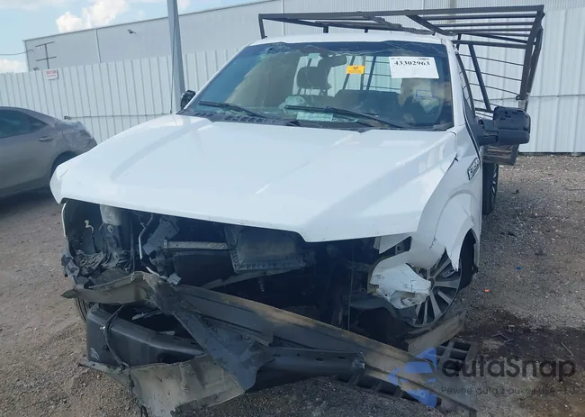 1FTMF1C8XGKD33957: 43302963