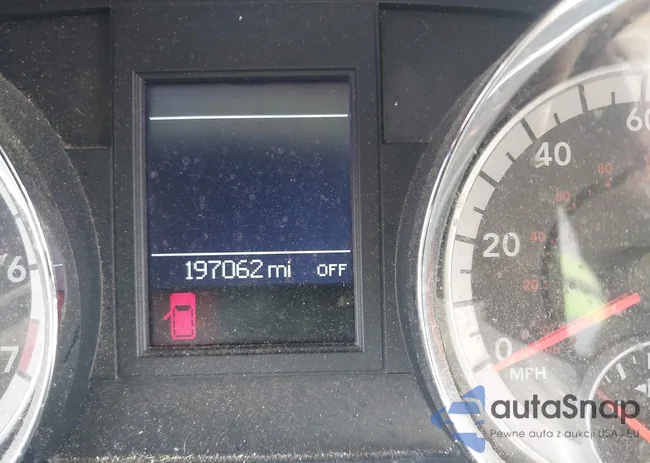 2D4RN5DG5BR786306: 43303017