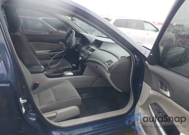 1HGCP26768A011889: 43303041