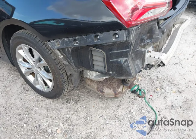 1G1ZD5ST2KF164312: 43303073