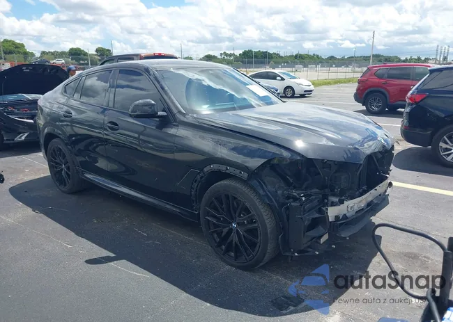 5UXCY6C08P9P48164: 43303213