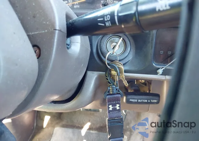 4TAWM72NXWZ048525: 43303270