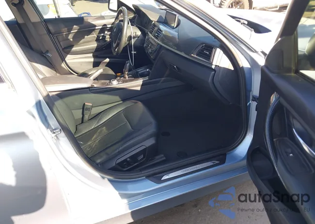 WBA3C1C57DF443344: 43303371