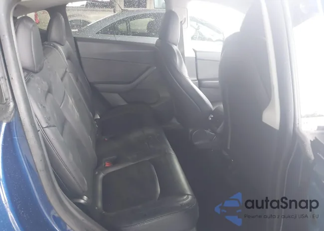 5YJYGDEEXMF070574: 43302411