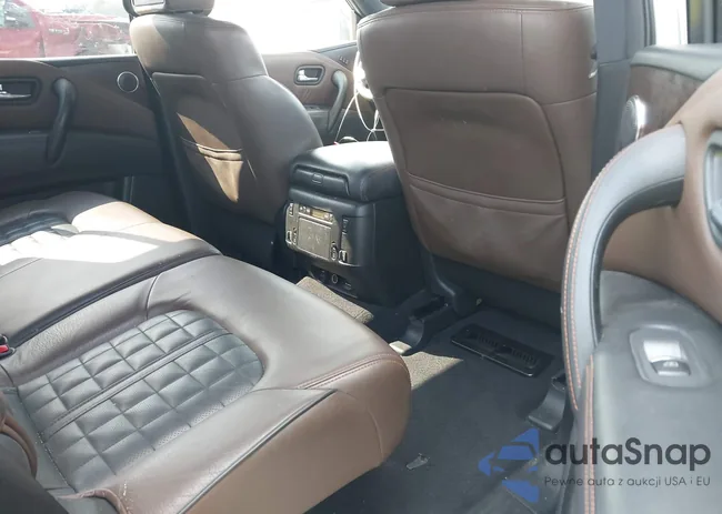 JN8AY2NC6J9556097: 43302584