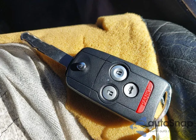 19UUA662X7A033085: 43302653