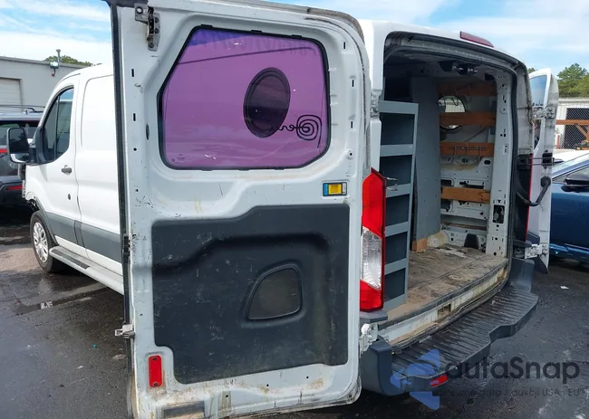 1FTYR1ZM9GKA38958: 43302669