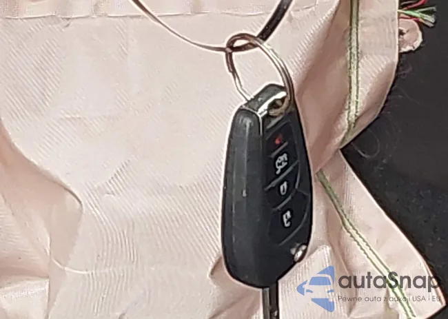 1G1BC5SM7K7147173: 43303851