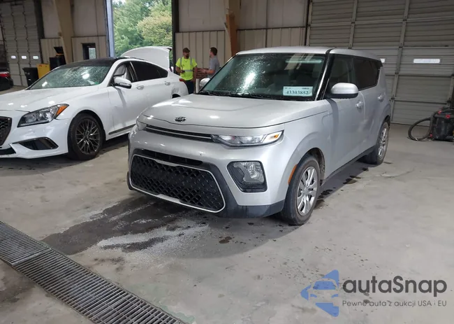 KNDJ23AU7L7116843: 43303852