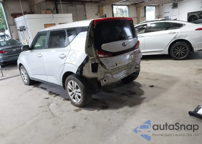 KNDJ23AU7L7116843: 43303852