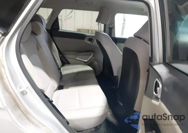 KNDJ23AU7L7116843: 43303852