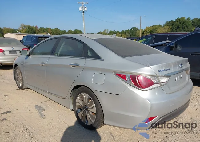 KMHEC4A42DA079561: 43303921