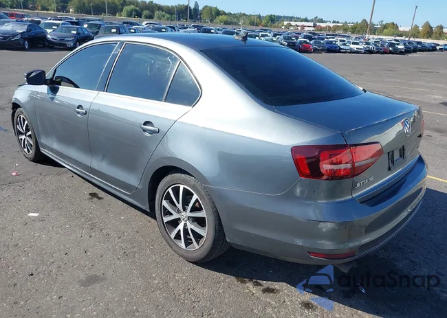 3VWB67AJ5JM207275: 43303923