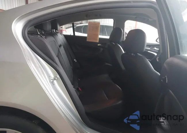 W04GR5EC5B1001978: 43303957