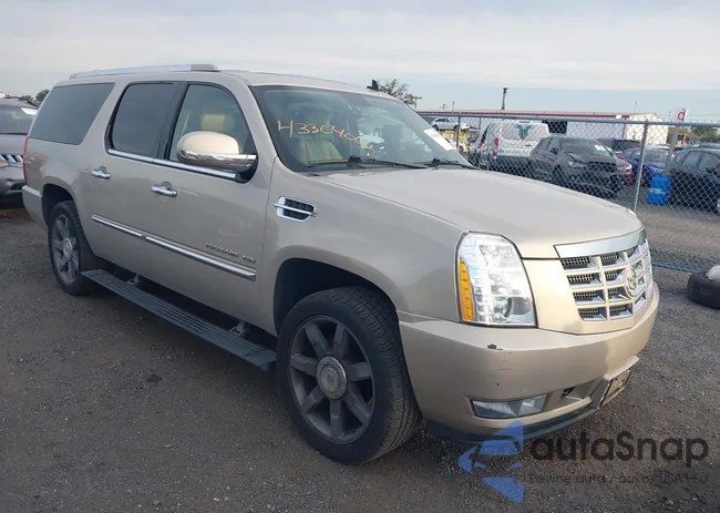 1GYUKJEF3AR114967: 43304062