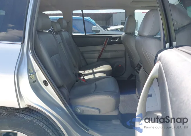 5TDYK3EH9BS037822: 43304288