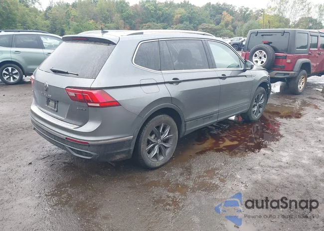 3VVMB7AX2PM037821: 43303390