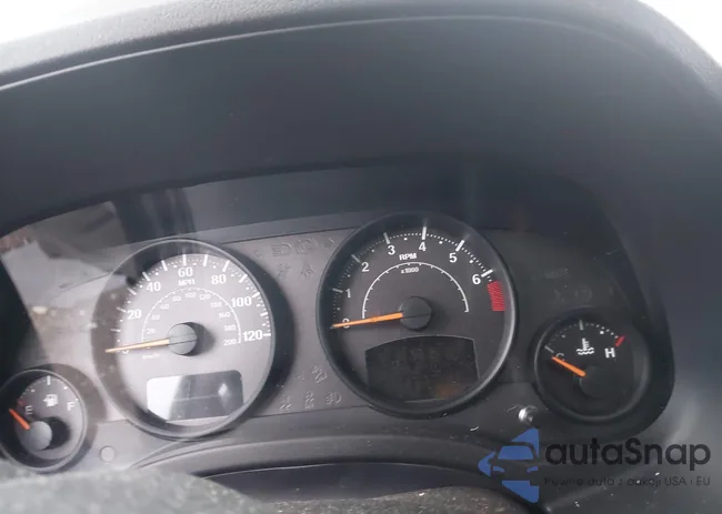 1C4NJRAB3GD595176: 43303459