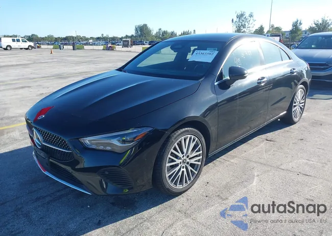 W1K5J4HB1SN519845: 43303592