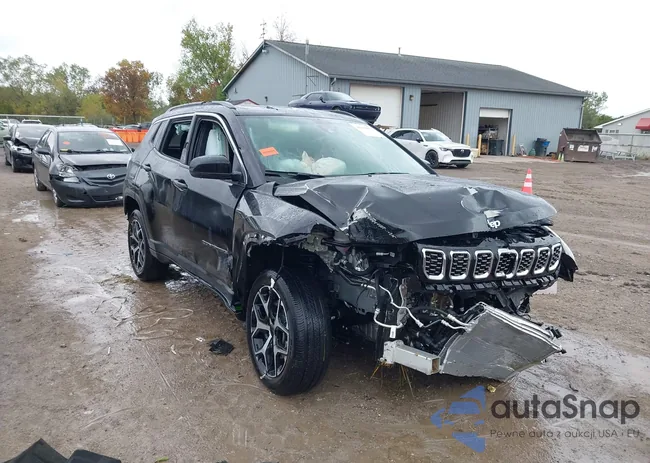 3C4NJDCN7ST571735: 43304802