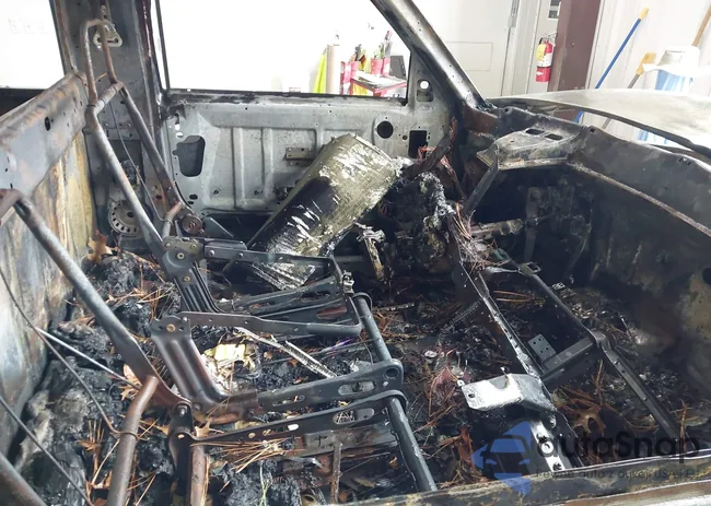 1B7HC16Y4YS622128: 43304936