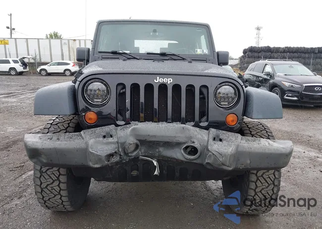 1J4FA24189L762410: 43304996