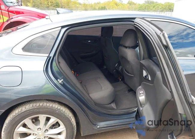 1G1ZD5ST6KF169206: 43305084