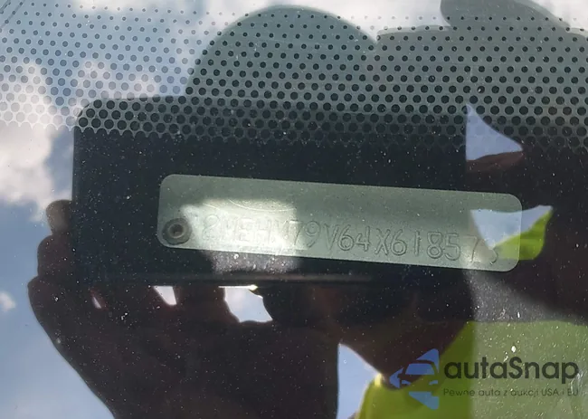 2MEHM79V64X618573: 43305160