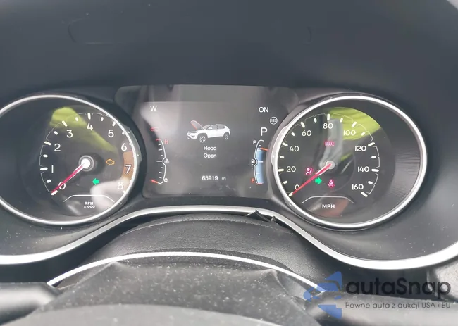 3C4NJDBB2JT155243: 43305317