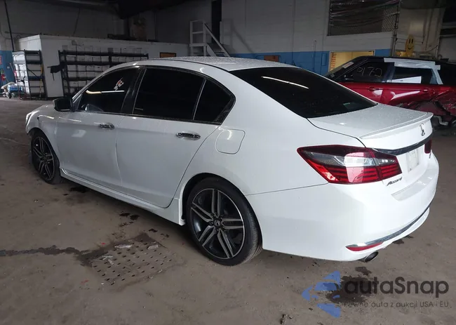 1HGCR2F1XHA186328: 43304600