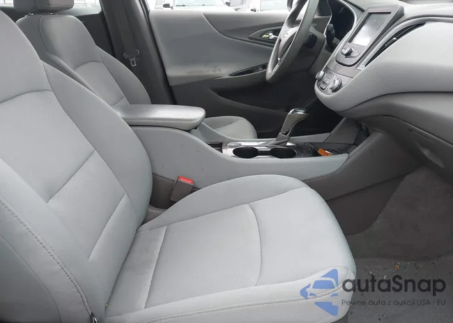 1G1ZB5ST3GF337400: 43304677