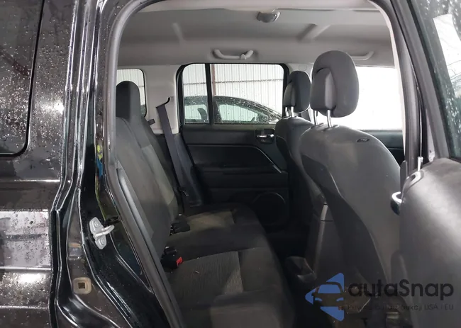 1C4NJPBB8GD806262: 43306089