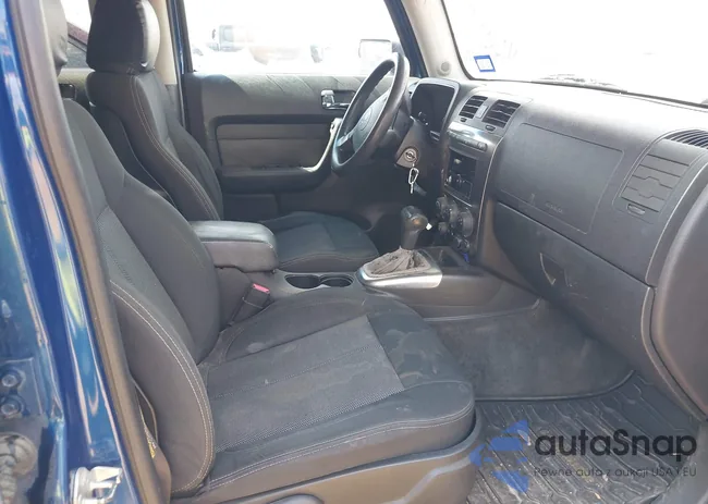 5GTDN136368317900: 43306110