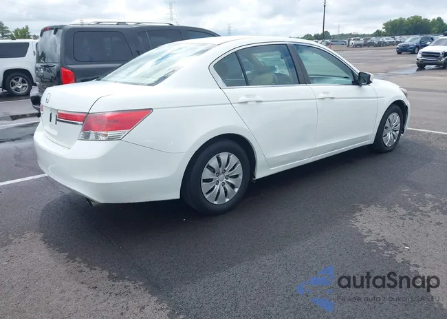 1HGCP2F3XCA067548: 43306113