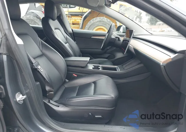 5YJ3E1EB3NF188004: 43305514