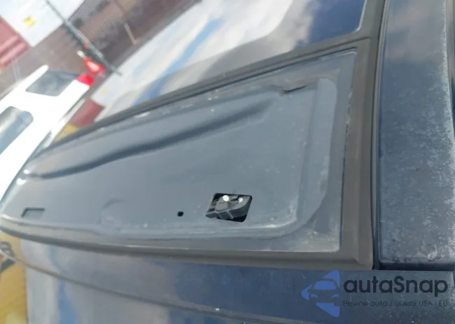 WDBUF76J74A452180: 43305528